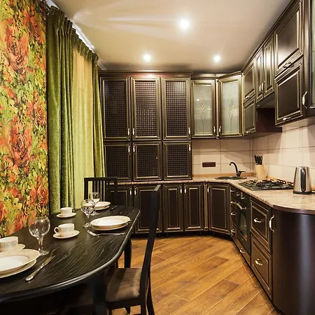 In Deribasovskaya Apartment