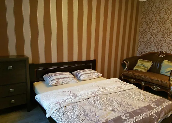 In Deribasovskaya * Odesa